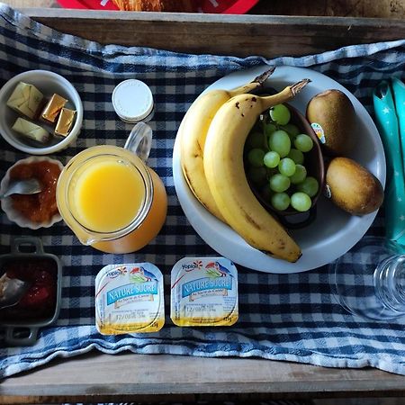 La Cagouille Bed & Breakfast Mauze-sur-le-Mignon Bagian luar foto