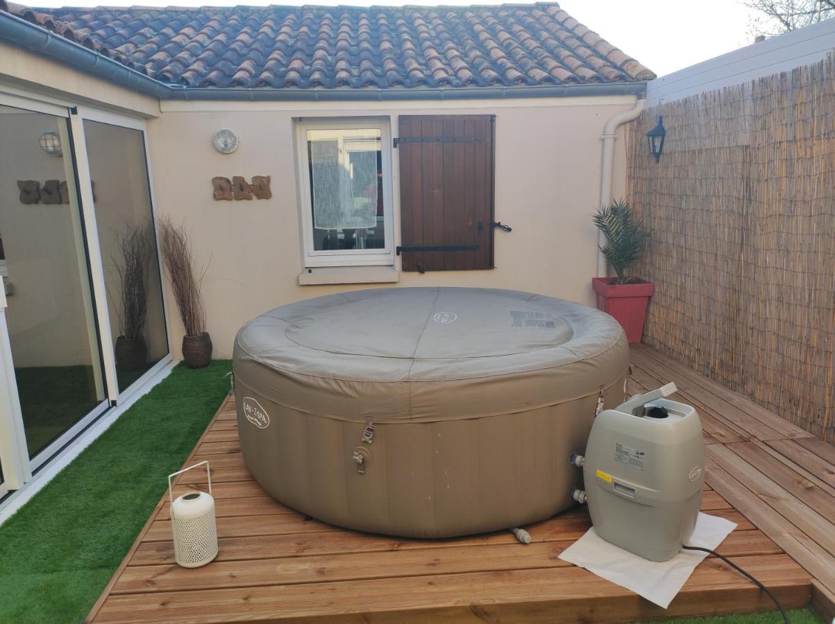 La Cagouille Bed & Breakfast Mauze-sur-le-Mignon Bagian luar foto